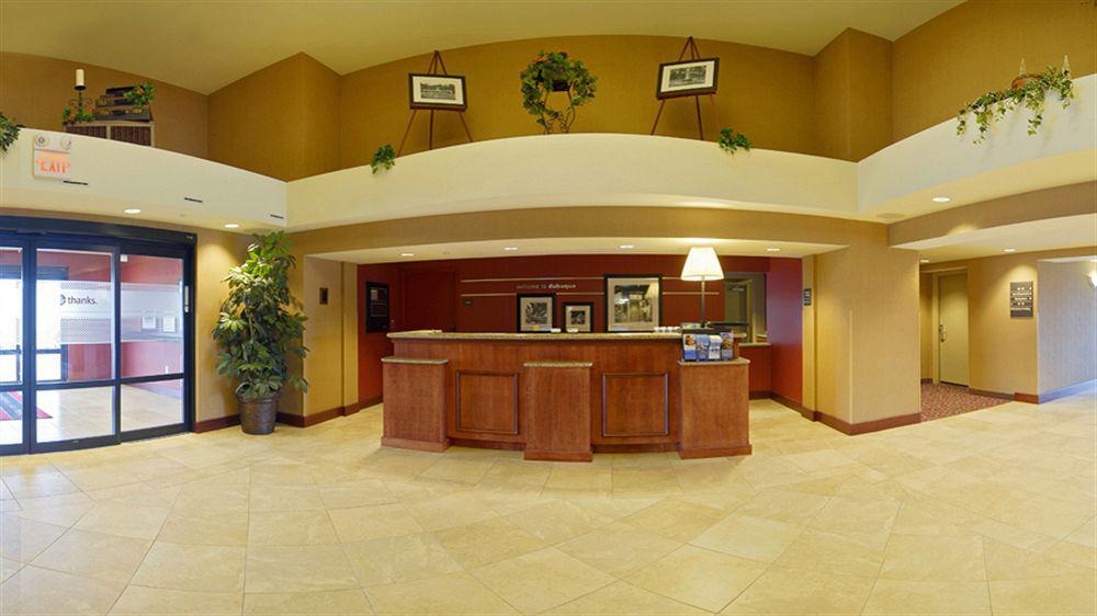 Hampton Inn Dubuque Dış mekan fotoğraf