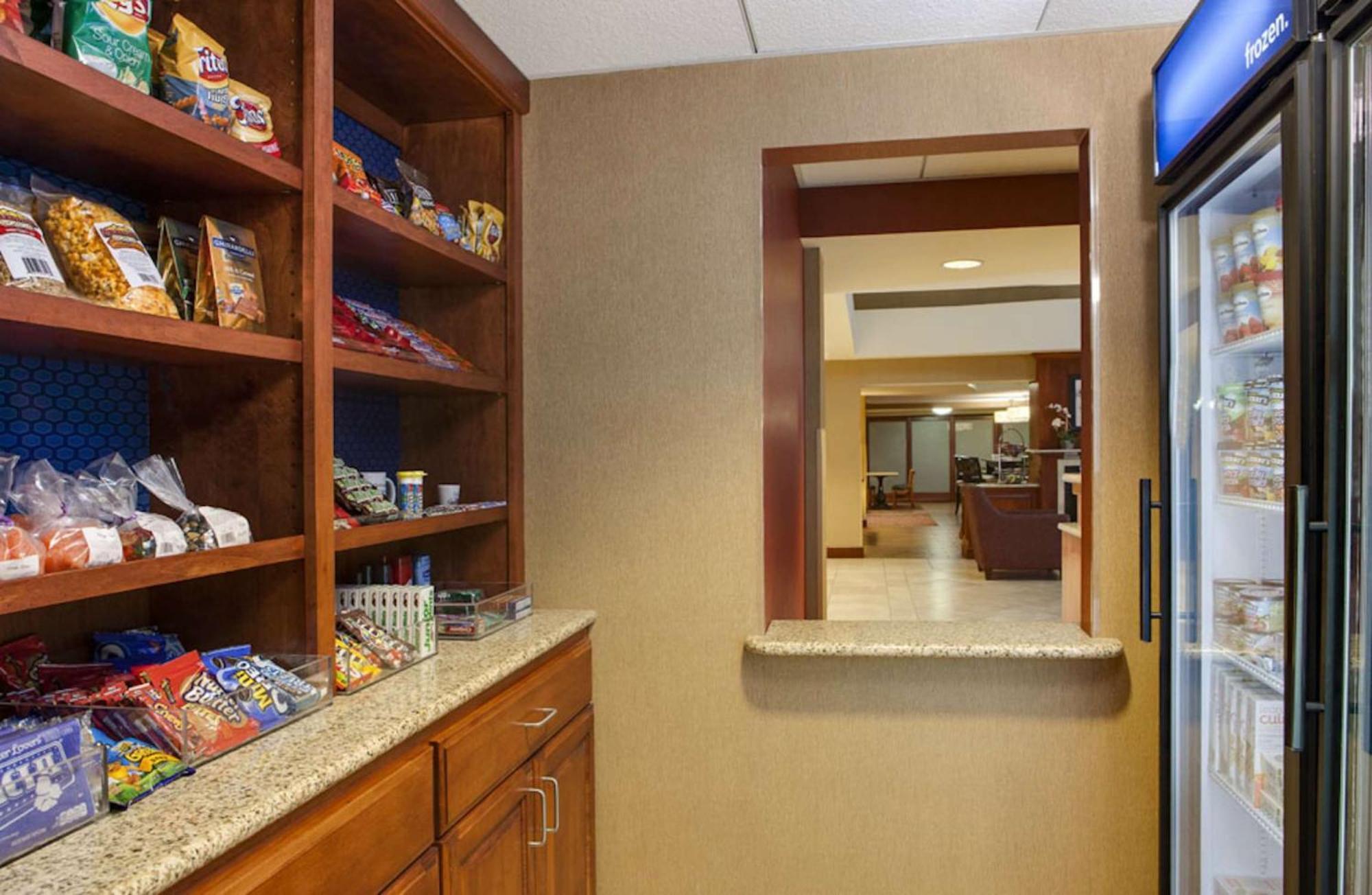Hampton Inn Dubuque Dış mekan fotoğraf