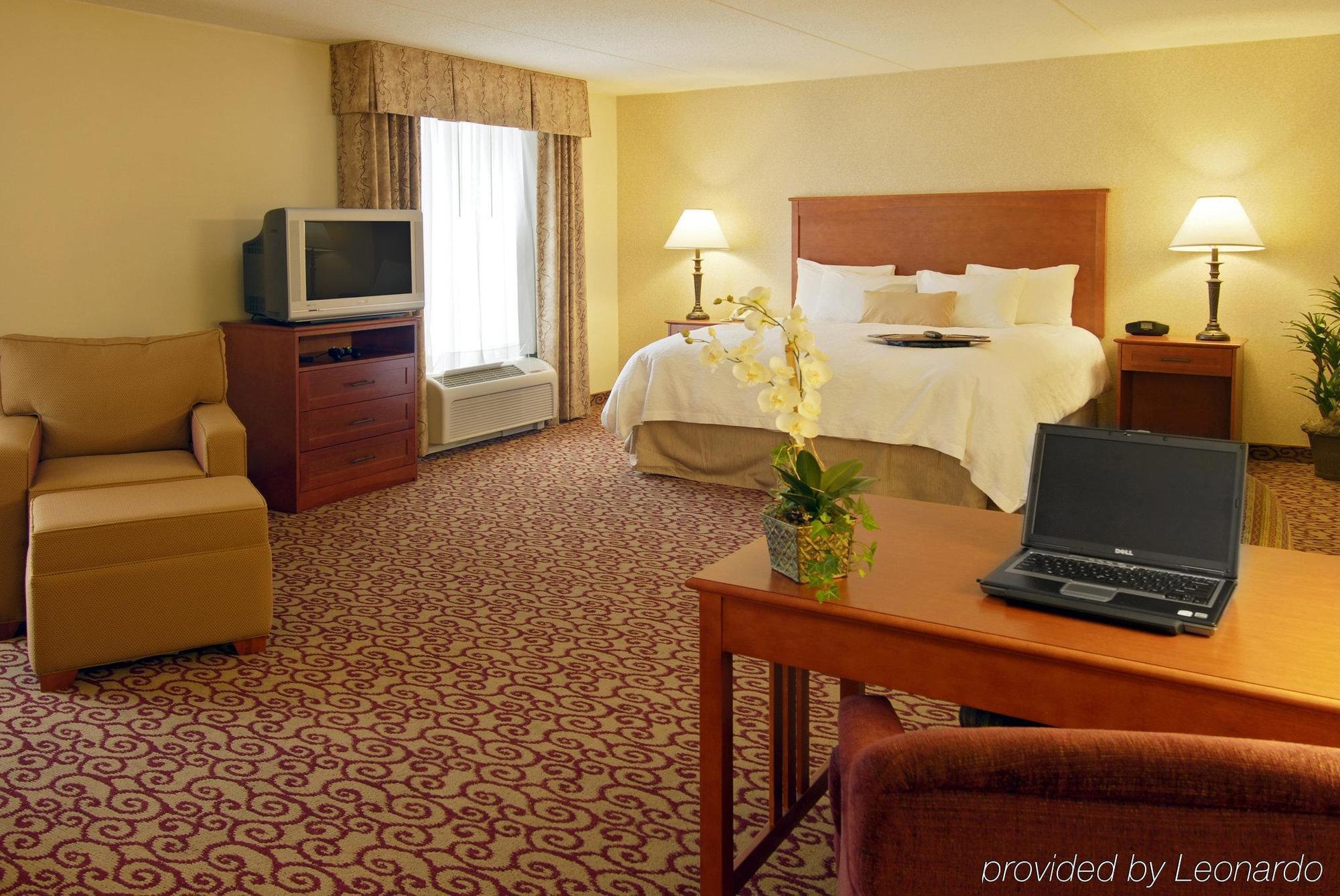 Hampton Inn Dubuque Oda fotoğraf