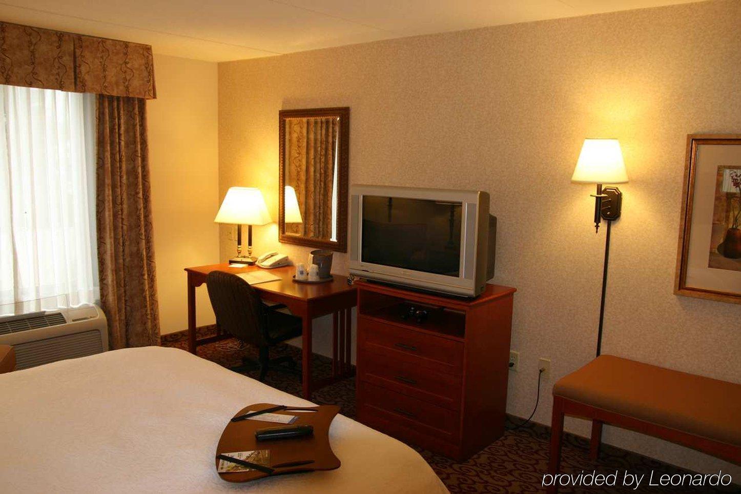 Hampton Inn Dubuque Oda fotoğraf