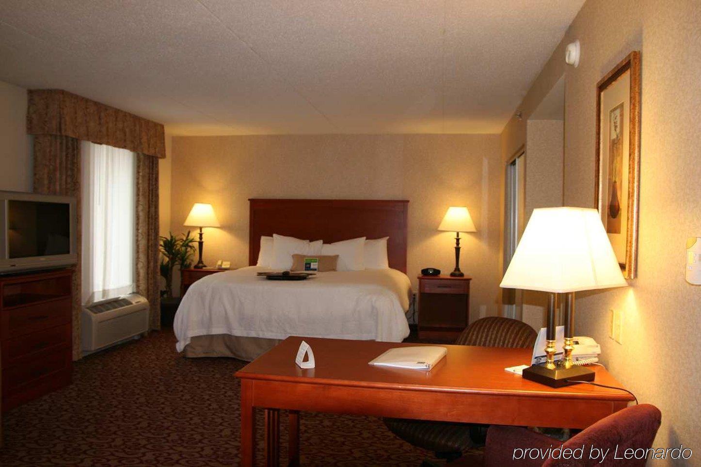 Hampton Inn Dubuque Oda fotoğraf
