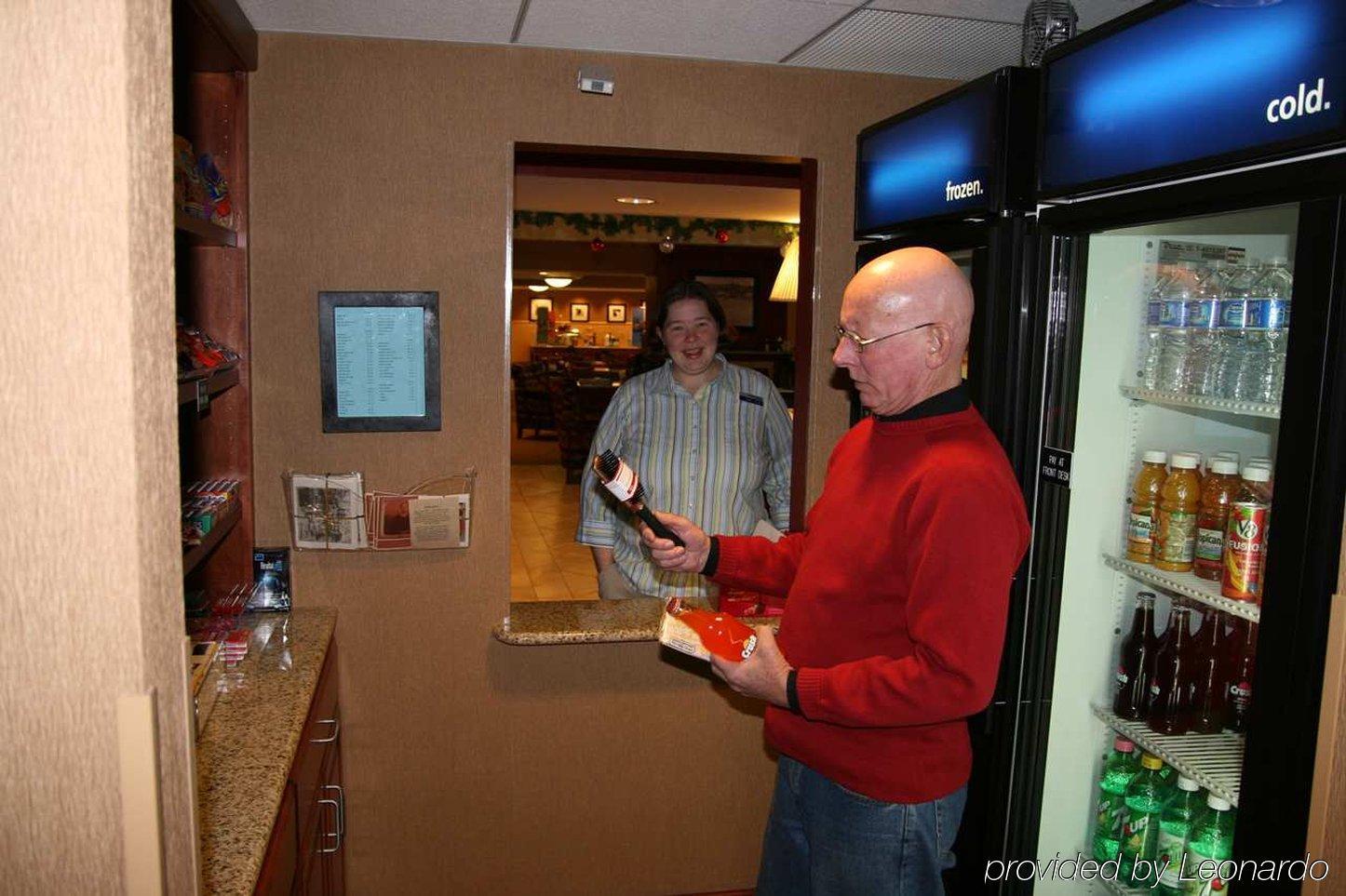 Hampton Inn Dubuque Restoran fotoğraf